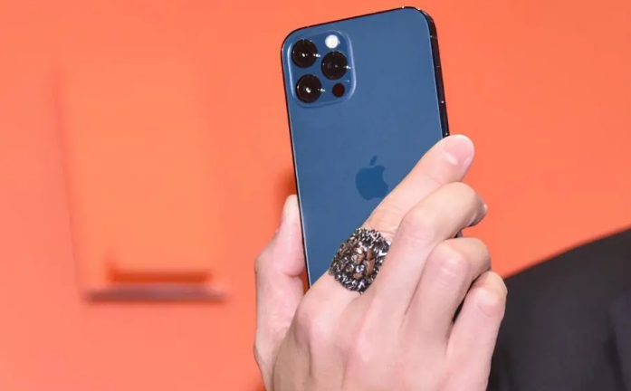 库尔勒苹果手机维修分享iPhone12系列重启方法教程 